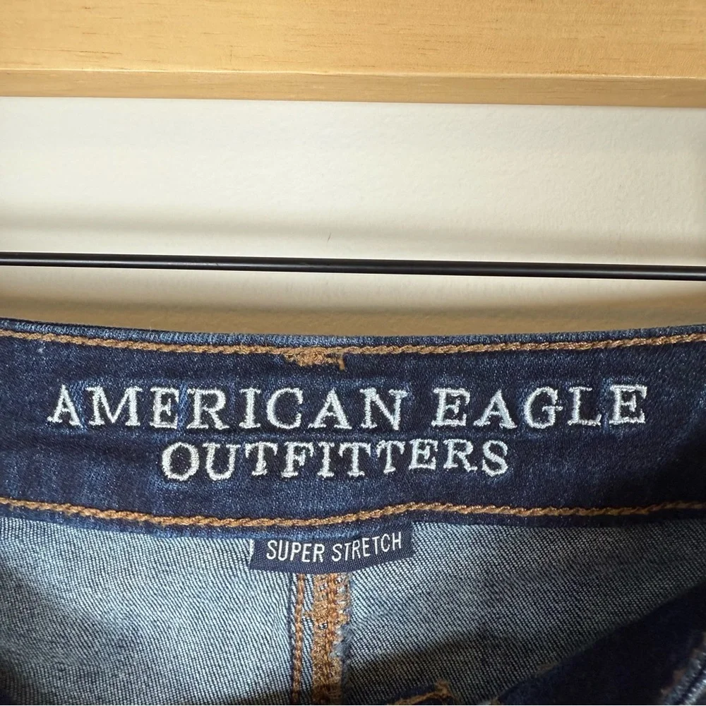 American Eagle Super Hi-Rise Shortie Raw Rolled‎ Hem Denim Blue Jean Shorts 4